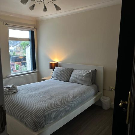 Leavesden Residence - Central - Cosy - Harry Potter Watford  Exterior foto