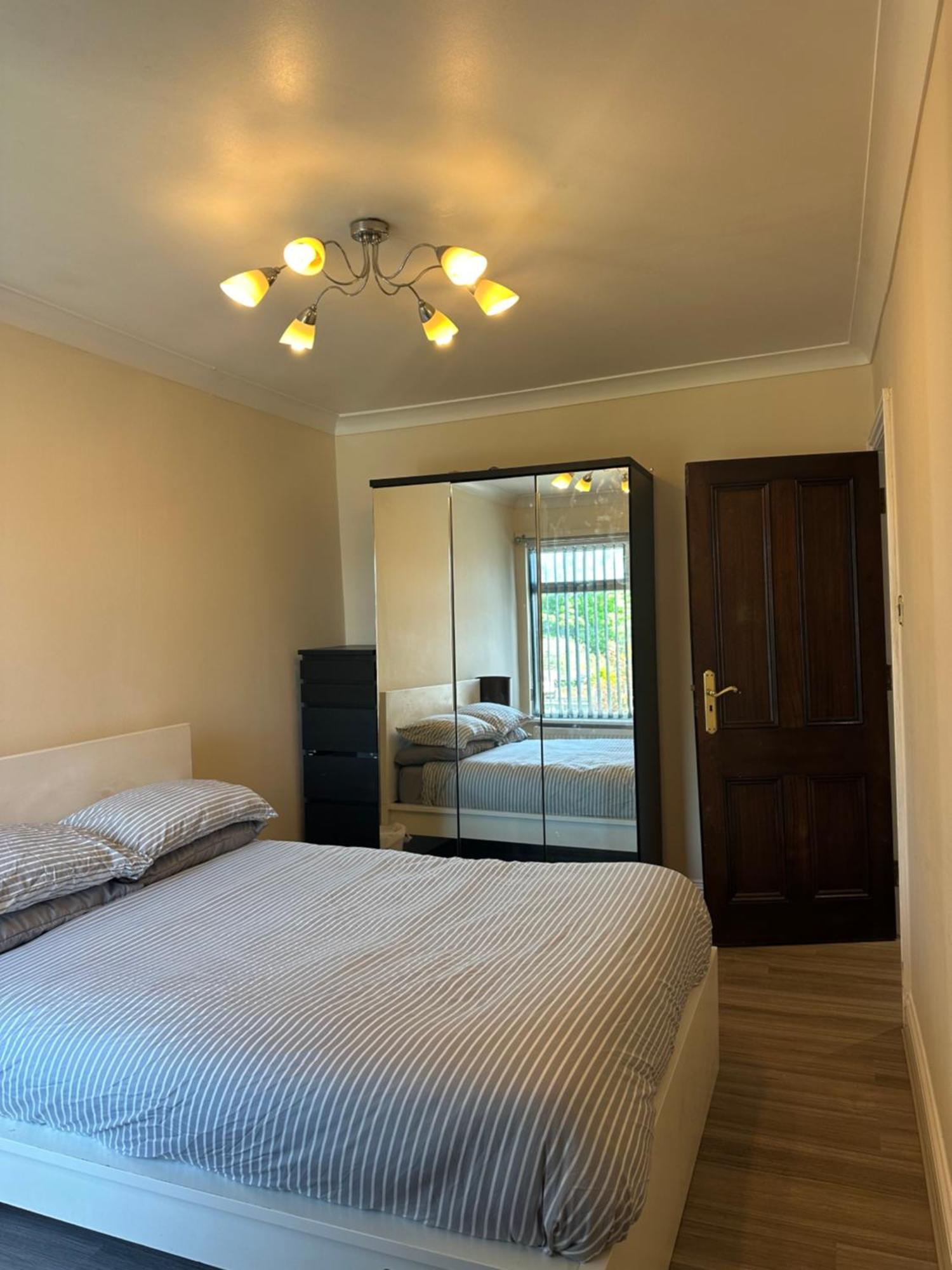 Leavesden Residence - Central - Cosy - Harry Potter Watford  Exterior foto